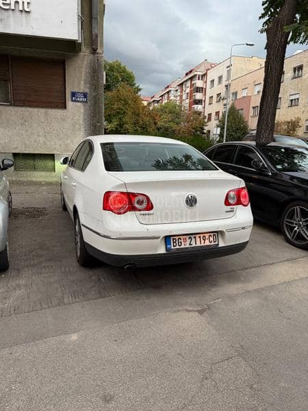 Volkswagen Passat B6 1.6 TDI BlueMotion