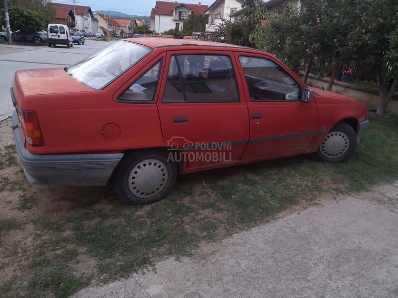 Opel Kadett 1.3