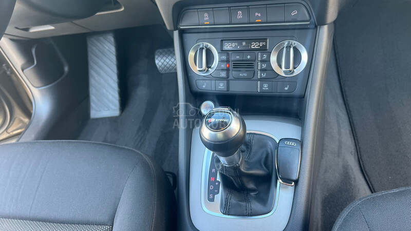 Audi Q3 2.0 tfsi s-tronic