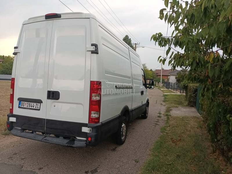 Iveco 35 2,3
