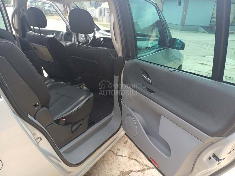 Renault Espace 2.0 dci