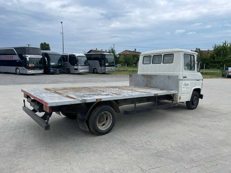 Mercedes Benz 608/508