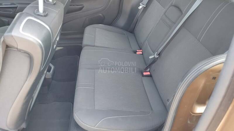 Ford B-Max TITANIUM