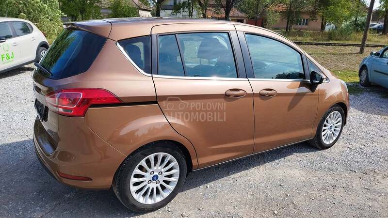 Ford B-Max TITANIUM