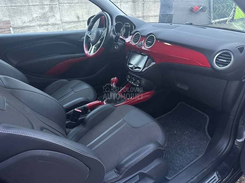 Opel Adam 