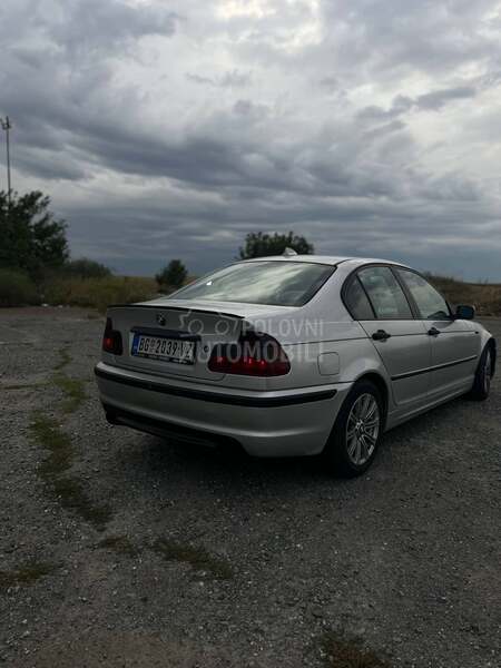 BMW 318 