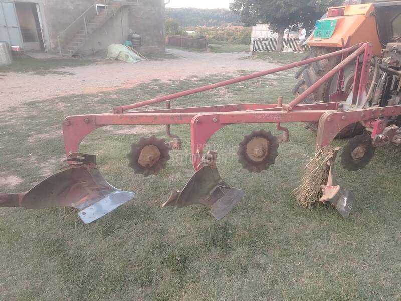 IMT 758