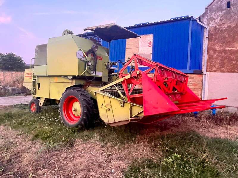 Zmaj 142 i claas compact 30