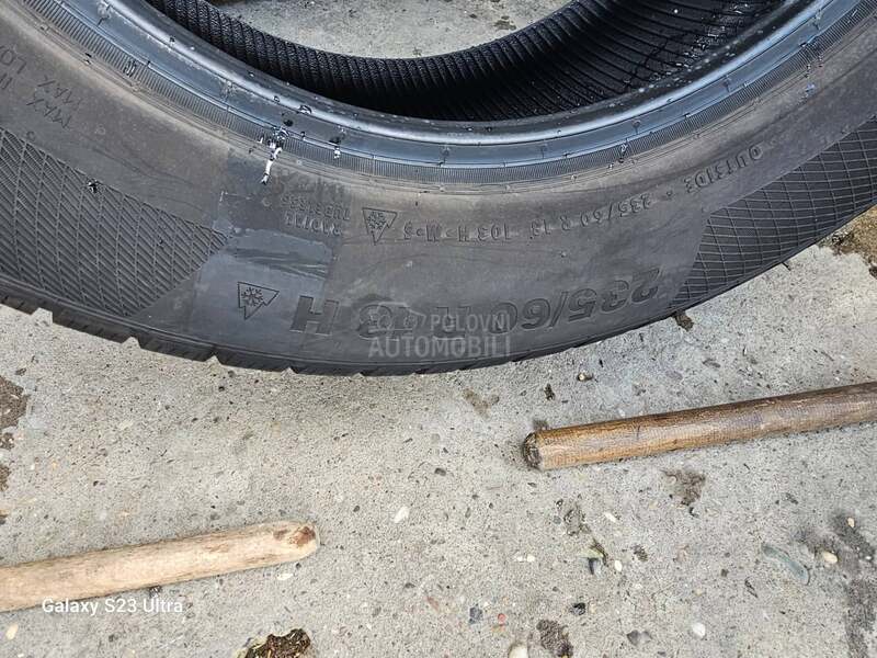 Continental 235/60 R18 Zimska