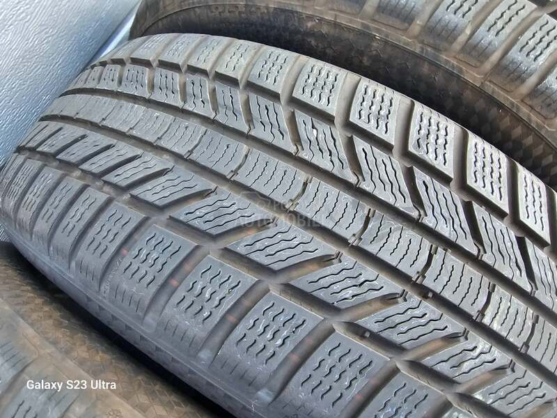 Continental 205/55 R17 Zimska