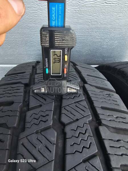 Michelin 215/60 R17 Zimska