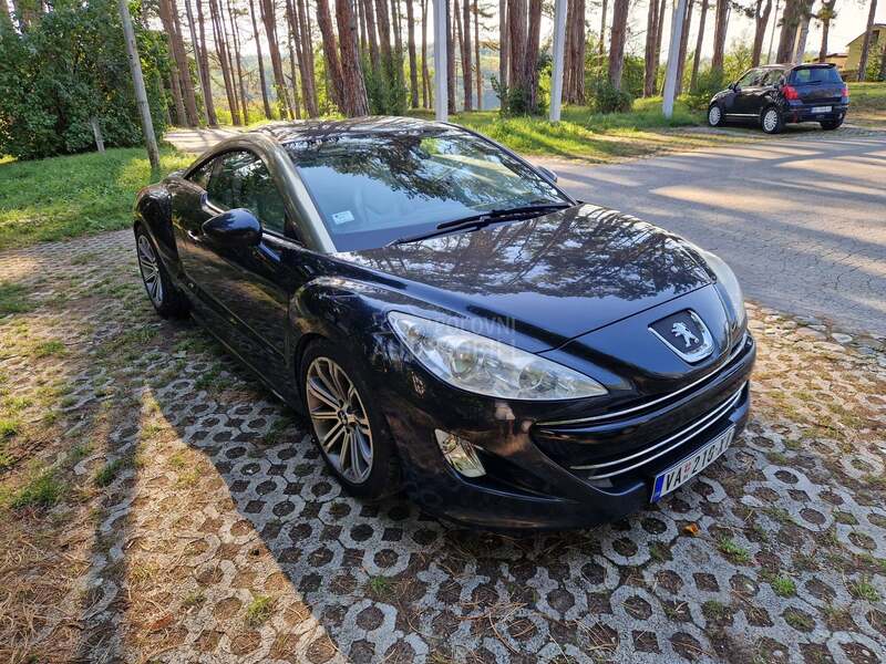 Peugeot RCZ 