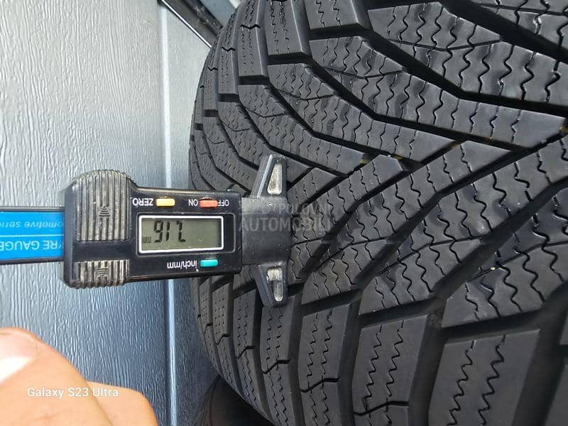 Nexen 255/45 R18 Zimska