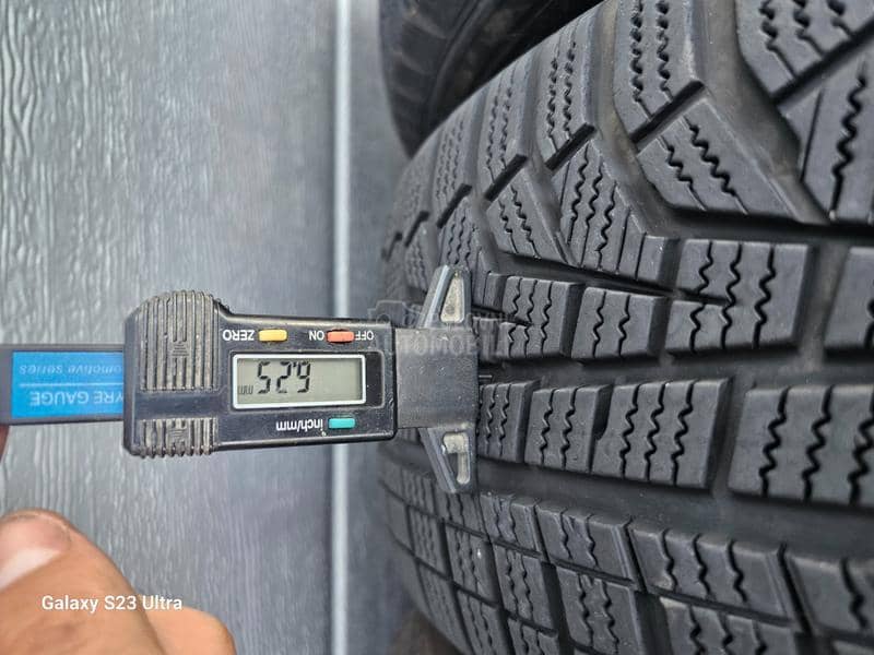 Hankook 205/60 R16 Zimska