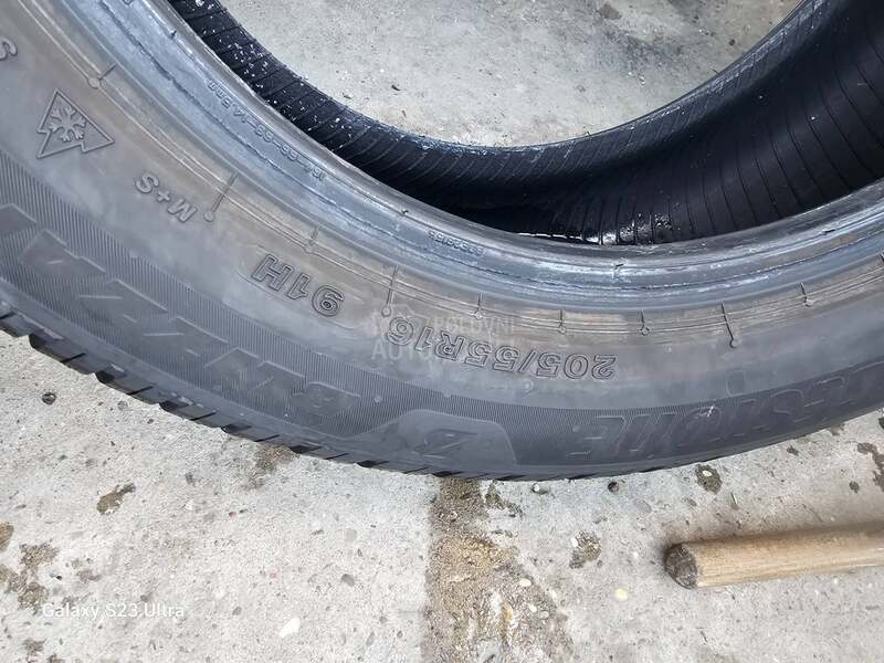 Bridgestone 205/55 R16 Zimska