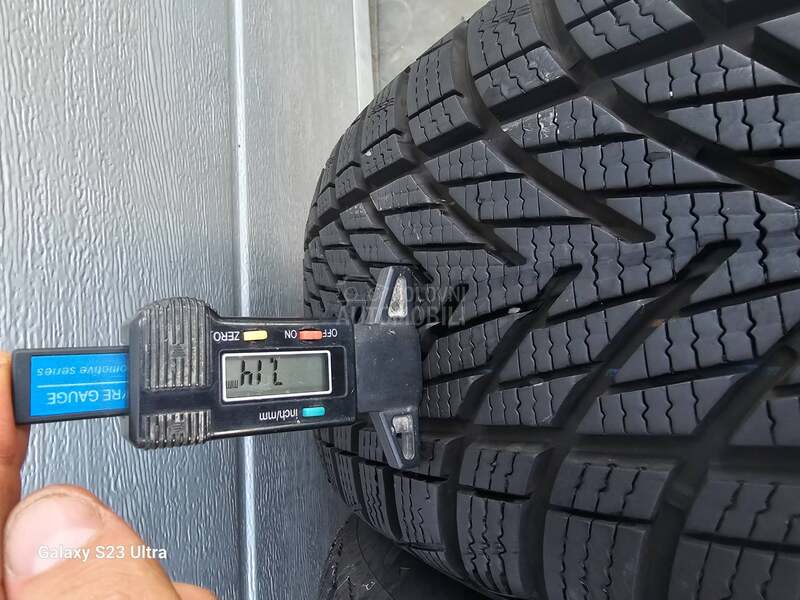 Goodyear 205/55 R16 Zimska