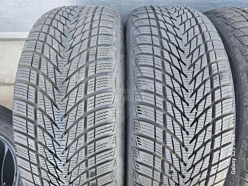 Goodyear 205/55 R16 Zimska
