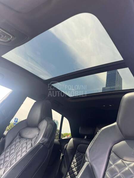 Audi SQ8 