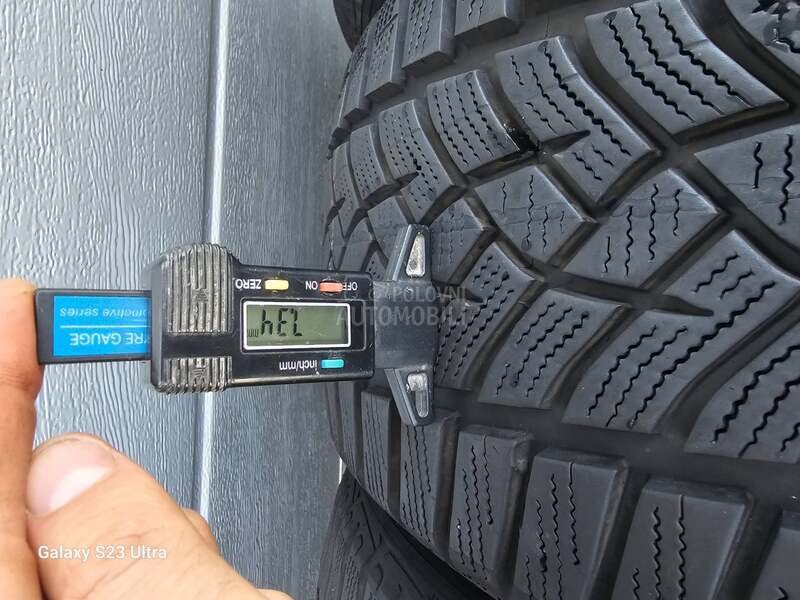 Goodyear 225/40 R18 Zimska