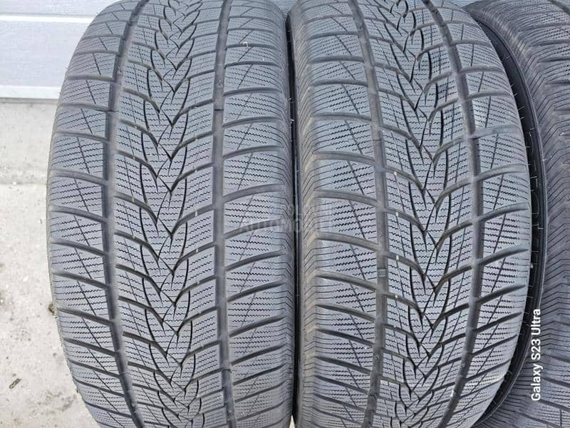 Imperial 255/45 R20 Zimska