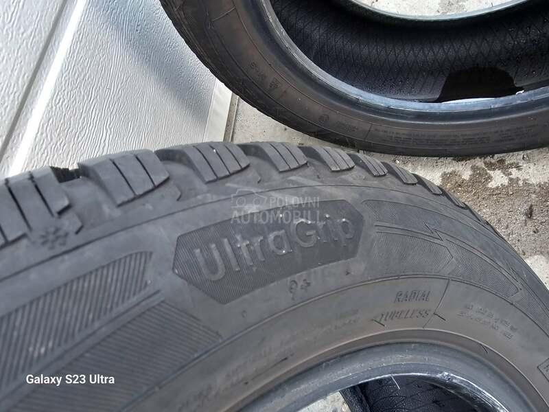 Goodyear 205/55 R16 Zimska