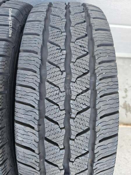 Continental 205/75 R16 Zimska