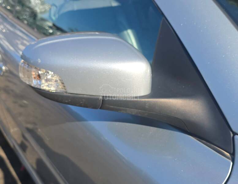 Delovi za Volvo C70 C70 2.4d 2008. god.