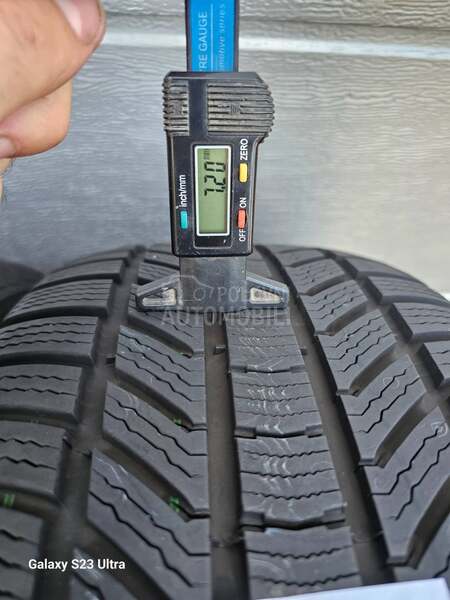 Continental 255/50 R19 Zimska