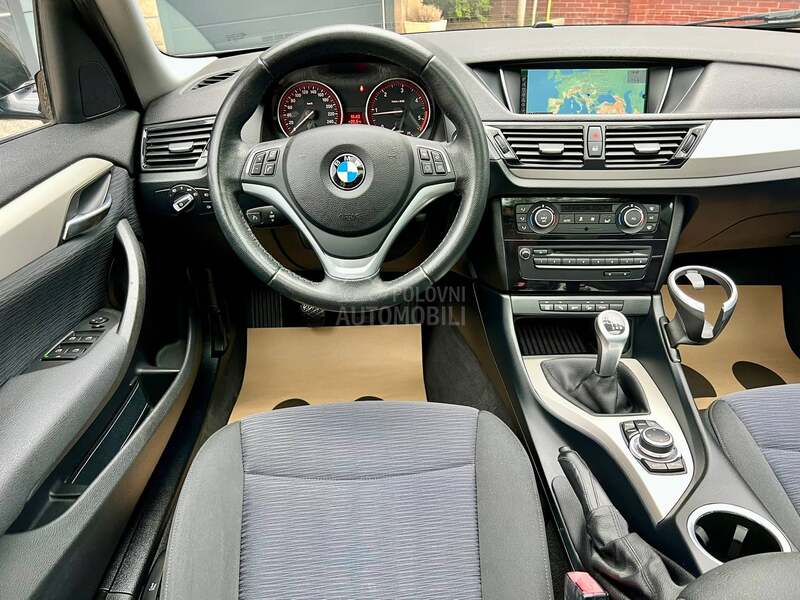 BMW X1 2.0Xdrive/Nav/Pano
