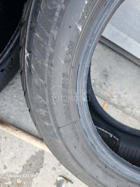 Bridgestone 205/60 R16 Zimska