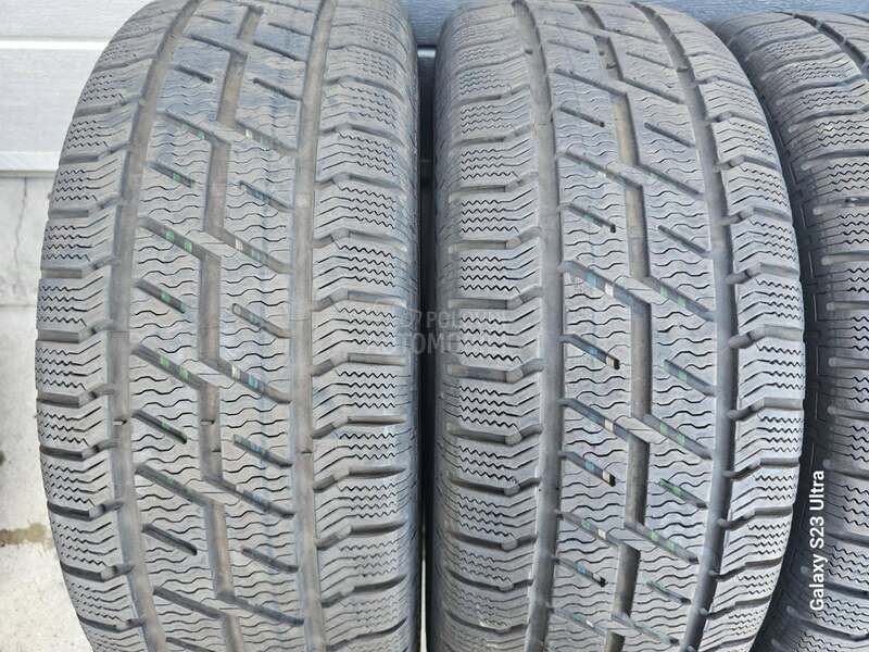 Gislaved 235/65 R16 Zimska