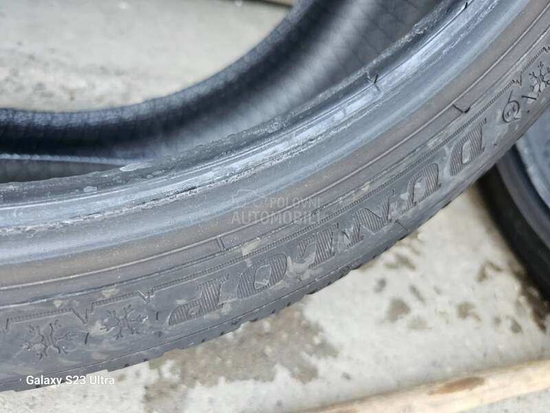 Dunlop 225/40 R18 Zimska