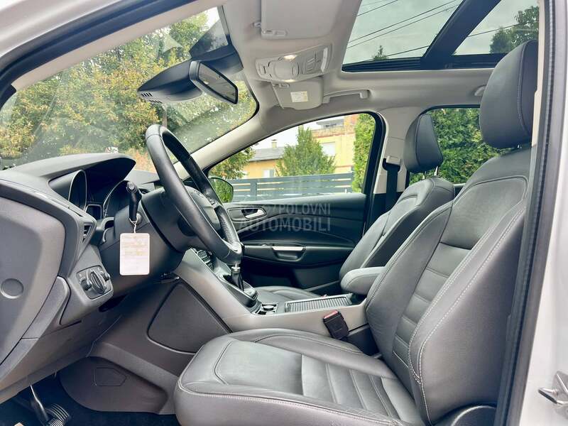 Ford Kuga 2.0TDCi/Titanium/Pan