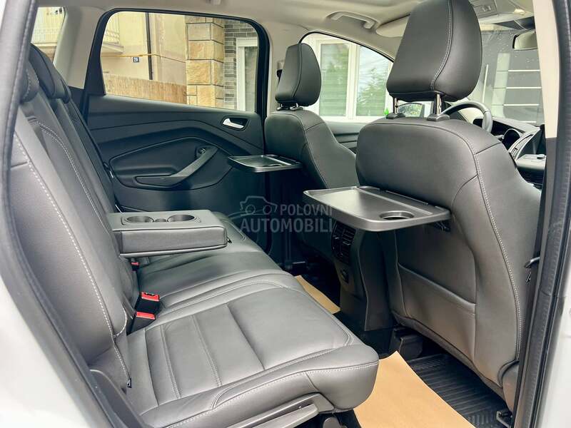Ford Kuga 2.0TDCi/Titanium/Pan