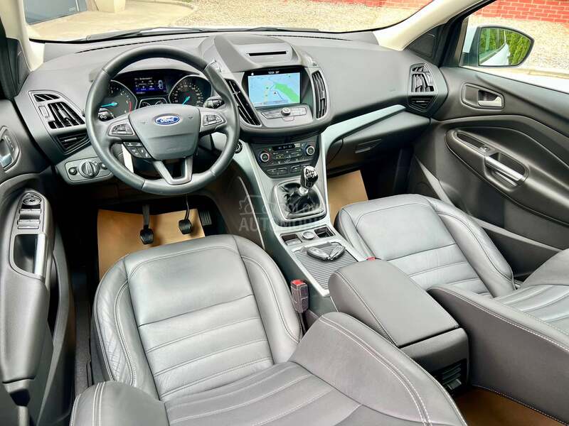 Ford Kuga 2.0TDCi/Titanium/Pan