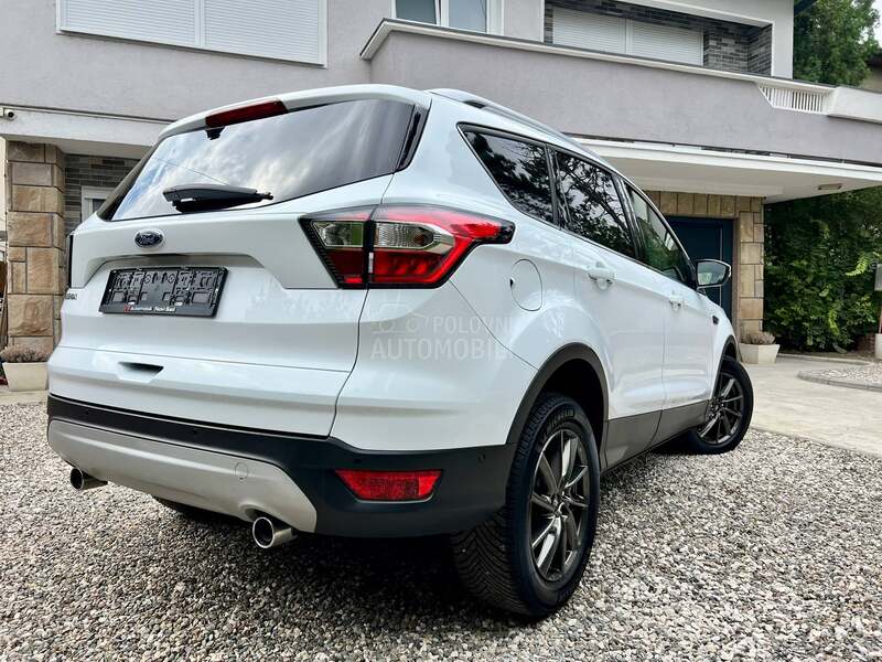 Ford Kuga 2.0TDCi/Titanium/Pan