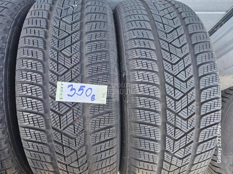 Pirelli 235/60 R18 Zimska