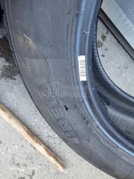 Pirelli 235/60 R18 Zimska