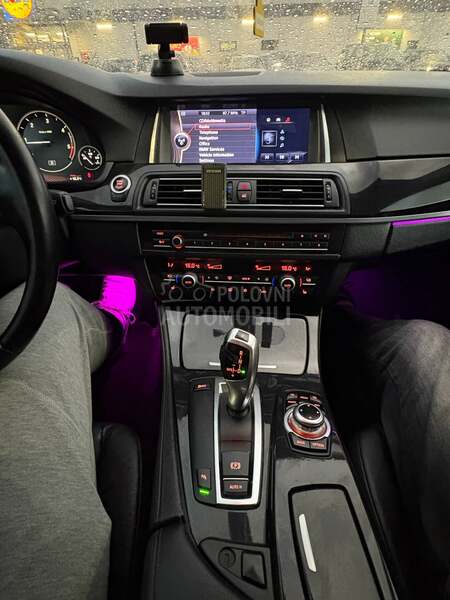 BMW 520 Ambijent/Velika NAV