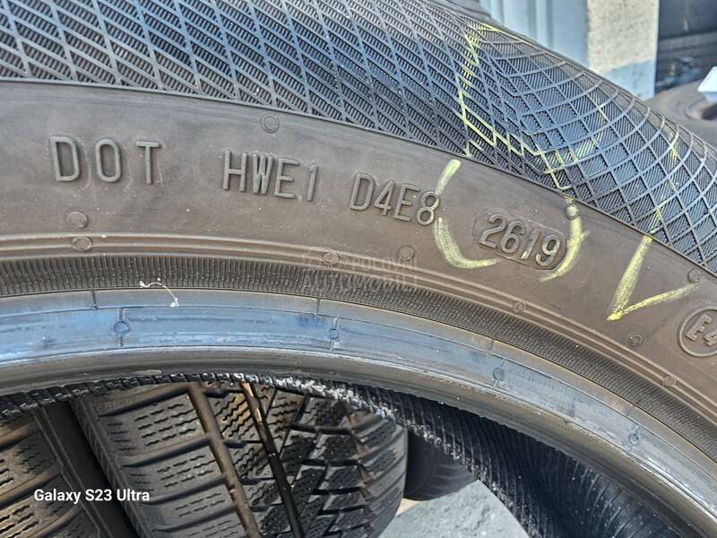 Continental 205/55 R17 Zimska