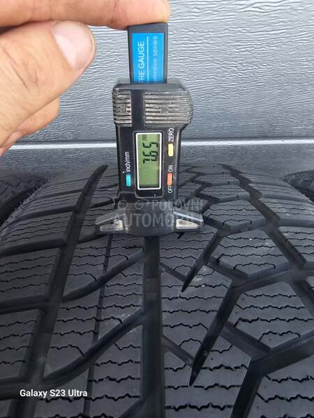 Goodride 235/35 R19 Zimska
