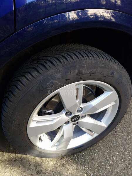 Audi Q5 40 TDI S line