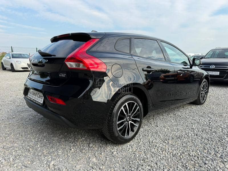 Volvo V40 2.0 D2 EDITION