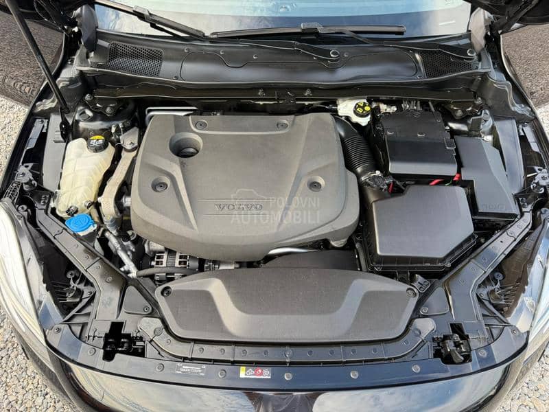 Volvo V40 2.0 D2 EDITION