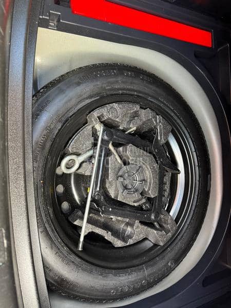 Volvo V40 2.0 D2 EDITION