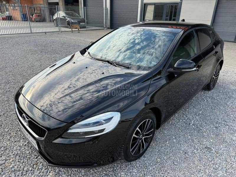 Volvo V40 2.0 D2 EDITION
