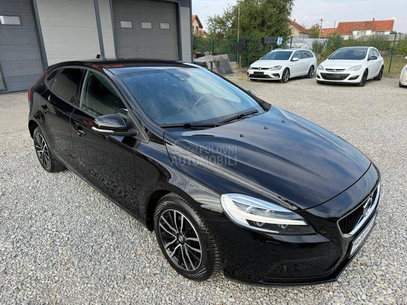 Volvo V40 2.0 D2 EDITION