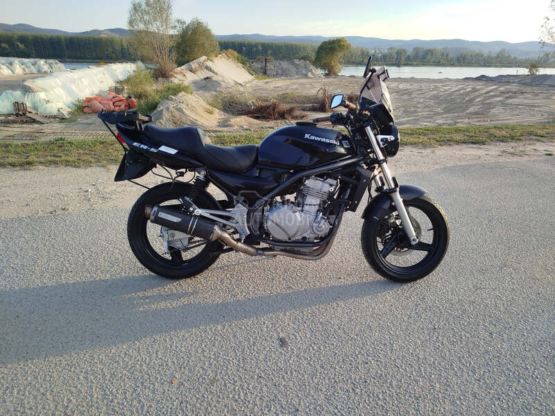 Kawasaki ER5