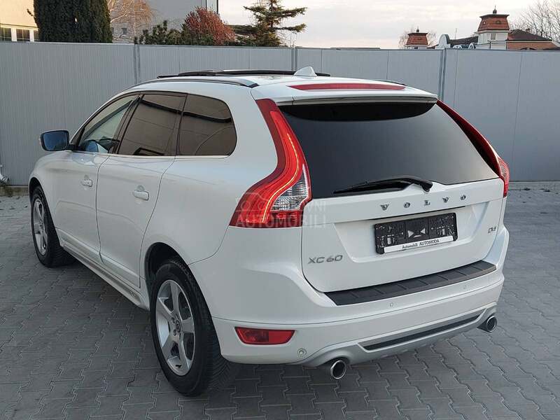 Volvo XC60 2.0D  R design