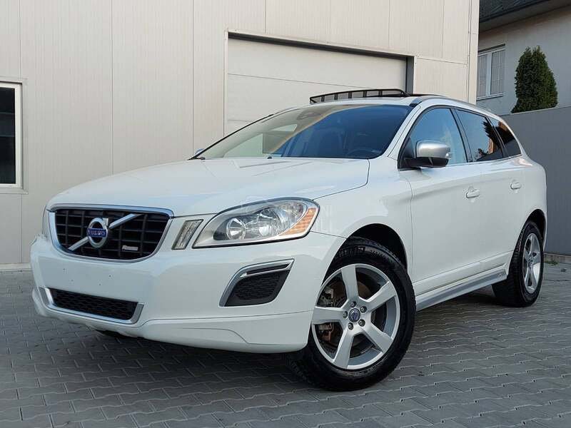 Volvo XC60 2.0D  R design